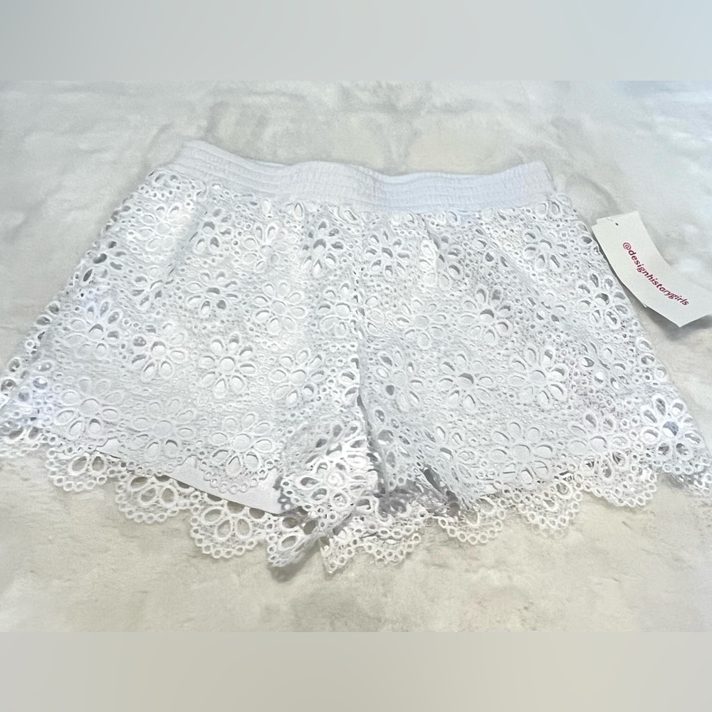 Design History Girls white shorts
